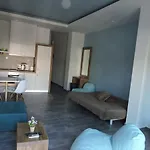 Ξενοδοχείο με διαμερίσματα Luxury 3*