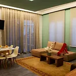 Luxury 3* Δερβένι
