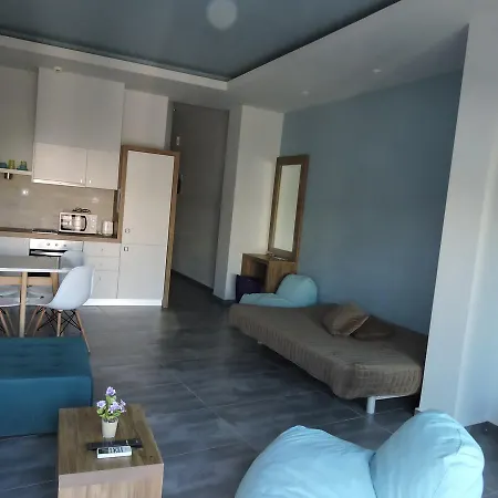 מלון דירות Alissachni Luxury 3*