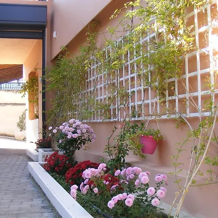 Aparthotel Luxury Derveni