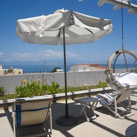 Alissachni Luxury Derveni