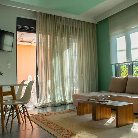 Alissachni Luxury 3* דרבני