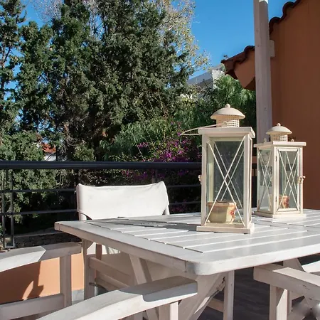 Aparthotel Alissachni Luxury 3*