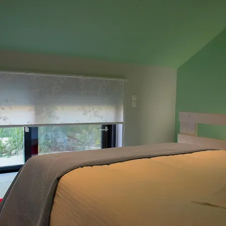 Alissachni Luxury Aparthotel Derveni