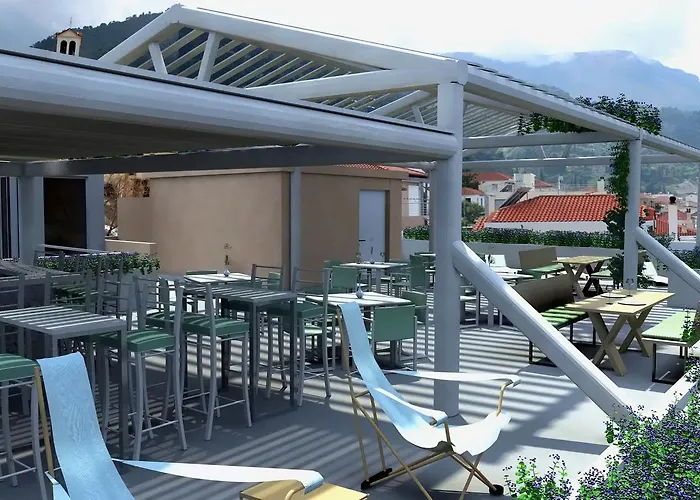 Luxury Aparthotel Derveni